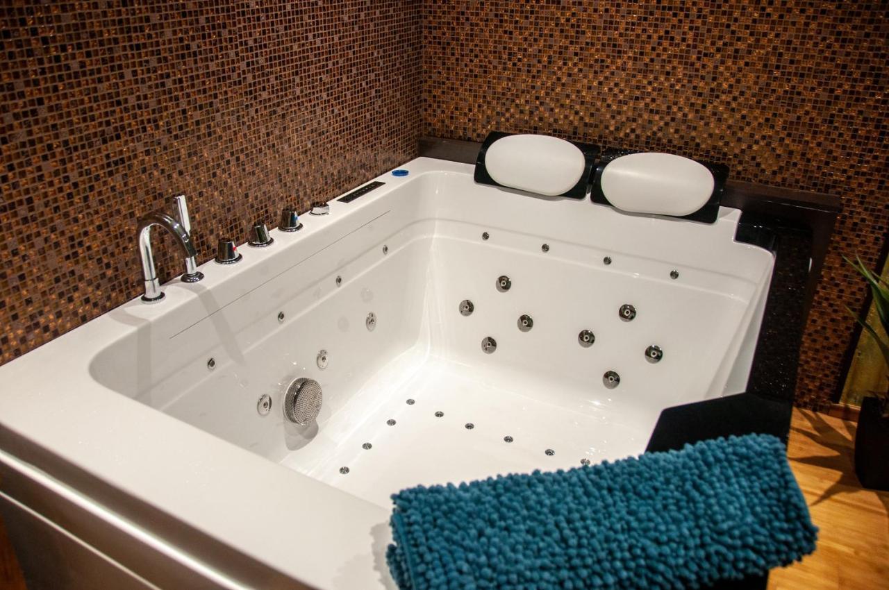 Vip Room 209 Trooz Экстерьер фото